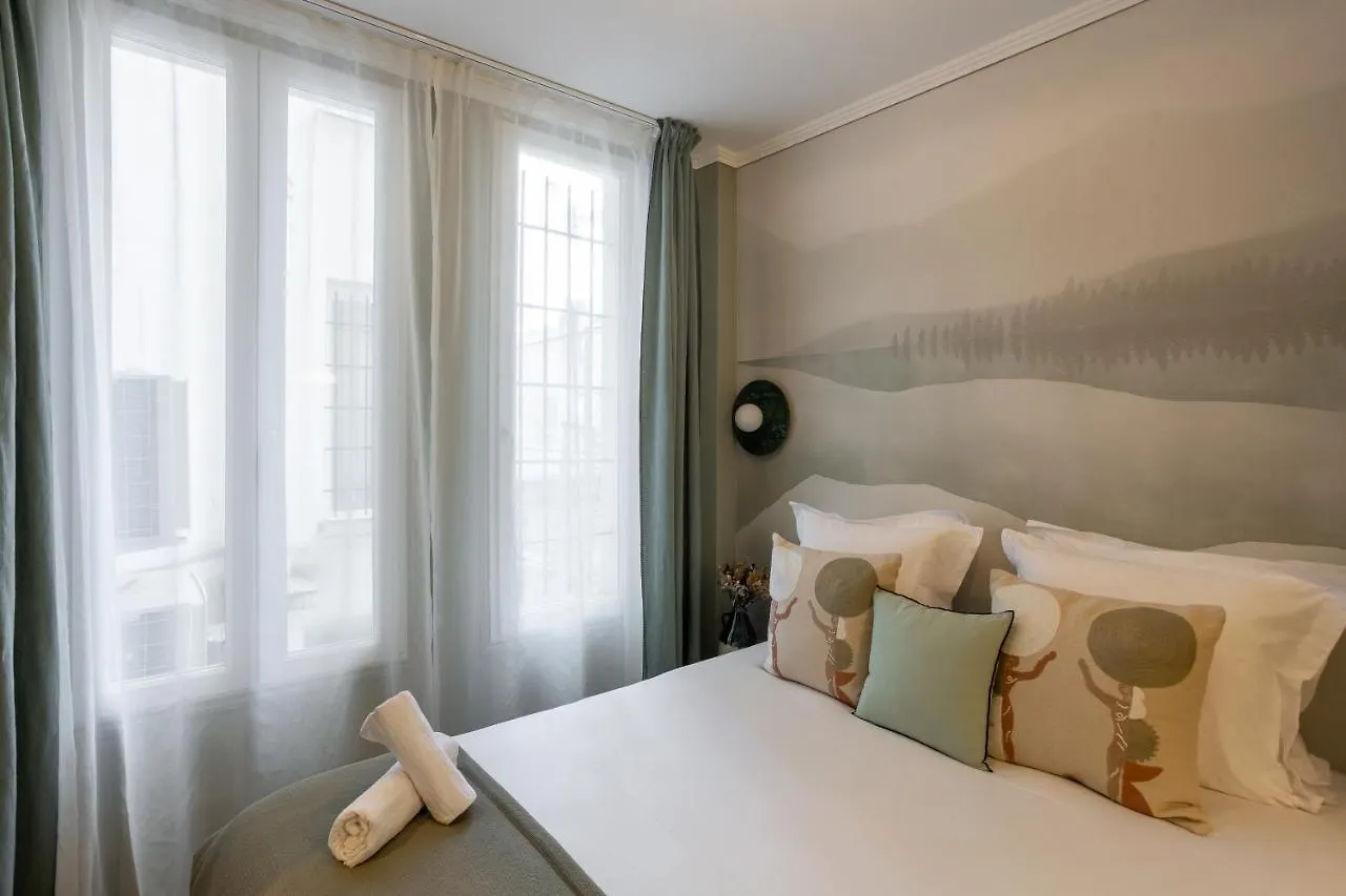 The Liberty Green Suite Paris Apartment