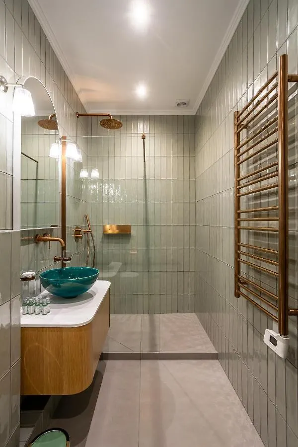 The Liberty Green Suite Paris